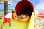 Interesting 4 Rides Funnel Fiberglass Water Slides Floor Space 42M * 60M
