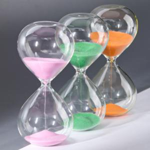 China Hand Blown Colored Hourglass Sand Timer Modern / Simple Style factory
