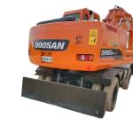 Second Hand Doosan DH150 Excavator with and Machine Weight of 15000 KG in the