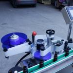 Npack Electric Driven Automatic Round Bottle Labeling Machine For Plastic Pet