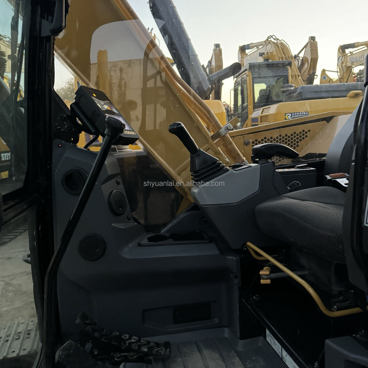 Used Caterpillar Cat 307 Multi-Function Mini Excavator 7Ton Stock Caterpillar307 Crawler Excavator Machine