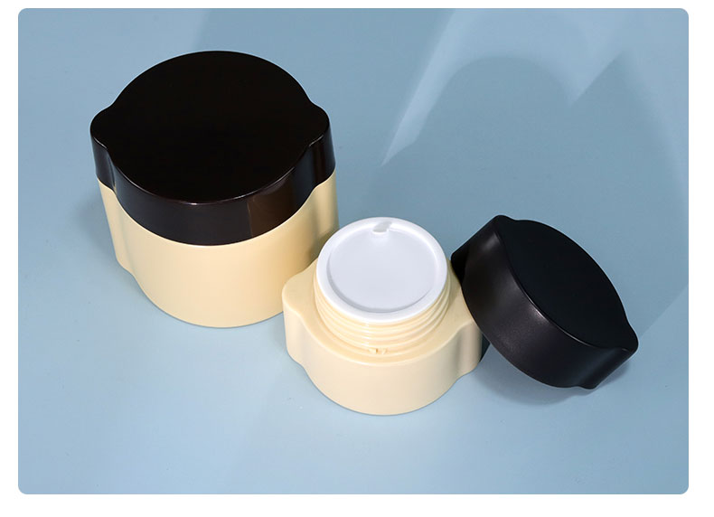 Plastic Cosmetic Bottles 160ml 120ml 130g 50g Skincare Lotion Bottle Durable PET Material