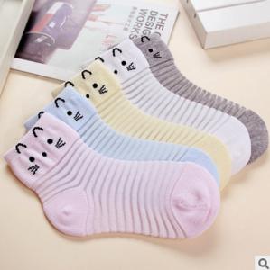 China Custom logo, design popular babes cute cat printed cotton socks factory