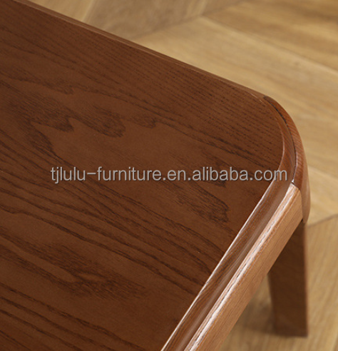 Classic Modern Style Brown Solid Wood Dining Chair for Restaurant Seating in Brown