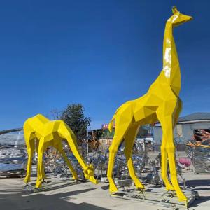 China Geometry Garden Animal Sculptures Outdoor Giraffe Garden Statue Customized factory