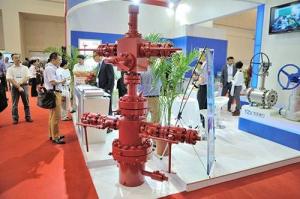 China API 6A 2-9/16&quot; 5000psi PSL1 &amp; PR1 X-Mas Tree , Oilfield Wellhead Chrismas Tree for Oil Drilling factory