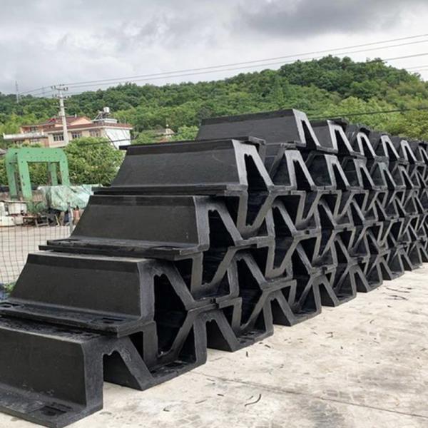 300h Dock Fender Lightweight Long Wear Life Corrosion Resistant High Energy Absorption