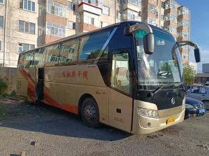 China 2014 Year 49 Seats Used Golden Dragon Bus XML6113 Coach LHD In Good Condition factory