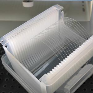 China 350um Fused Silica Wafer Quartz Borosilicate Glass Carrier Wafers factory