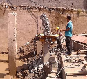 China Excavator Attachment Hydraulic Square Pile Head Cutter Machine 600mm Pile Head Breaker factory