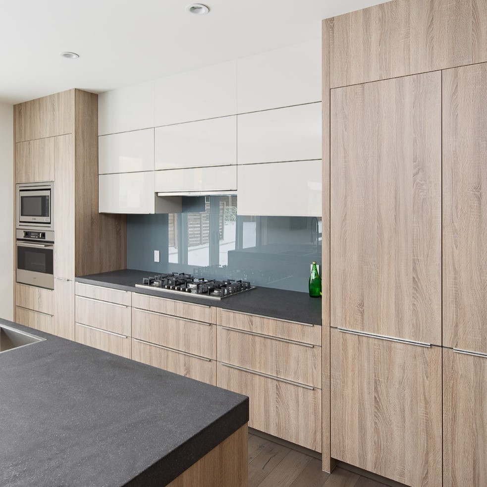 China Modern Lacquer MDF Modular Kitchen Cabinet For Home Furniture factory