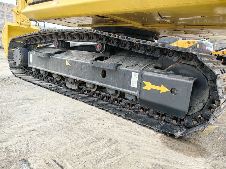 Original Hydraulic Pump and Cylinder Komatsu PC200-8 Excavator 20 Ton in Shanghai