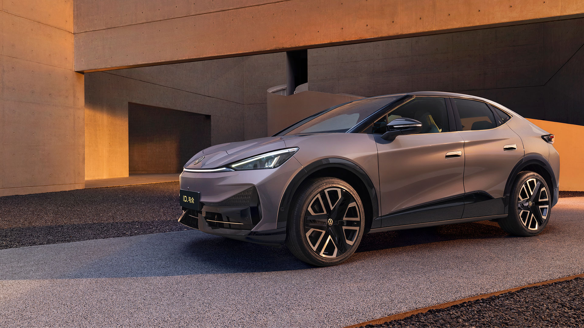 2024 VW ID. UNYX 250kW Max Ultra Energy EV 5-Door 5-Seat Electric Car Crossover 4*4/4WD and Front Independent Suspension