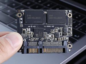 China SSD Internal Hard Drives 32GB/ 64GB/ 128GB/ 256GB/ 512GB/ 1TB/ 2TB/ 4TB/ 8TB/ 10TB in Black/Gold/Silver factory