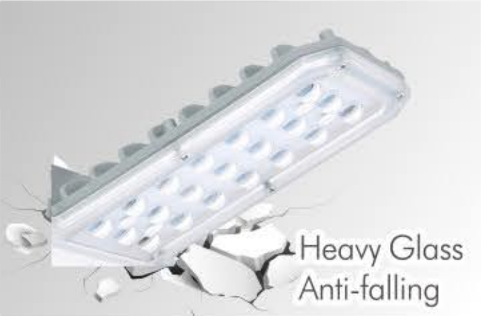 IP65 Commercial Solar LED Street Lights 4KV Road Street Lighting Lamp