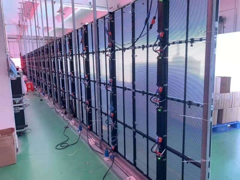 Outdoor Full Color LED Transparent Screen P3.9*7.8mm for Shopping Mall Video Display
