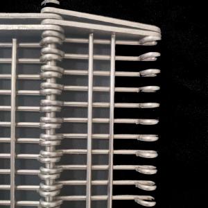 China Wire Mesh Eye Link Conveyor Belt 304 Stainless Steel For Pastry Cooling factory
