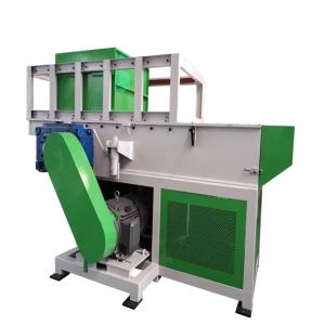 China 630mm PVC HDPE Pipe Plastic Shredder Machine With Magnetic Separator Conveyor Belt factory