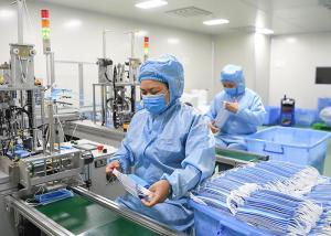 China Disposable Face Masks Non Woven Mask Dust 3 Layer Filter Bacteria Dust Protective Mouth Cover Mask with Earloops factory