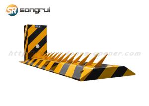 China Remote Control 12mm Traffic Roadblocks , IP67 Spike Tyre Killer factory