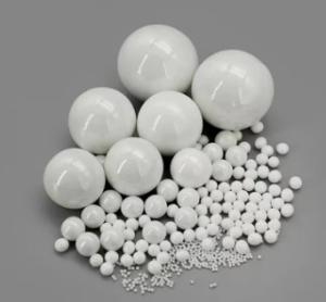 China 95 Yttrium Stabilized Zirconia Beads 1.6-1.8mm Grinding Media For Jewellery Polishing factory