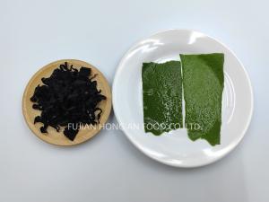 China Edible Wakame Seaweed Striate Flake Nutty Flavor For Salads Asian dishes factory