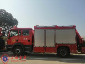 China MAN Chassis 213kw Emergency Rescue Fire Vehicle With 5440kg Traction Winch factory