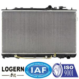 China 375*668*16mm Core Hyundai Car Radiator Dpi 1897 TS16949 / ISO9001 Approval factory