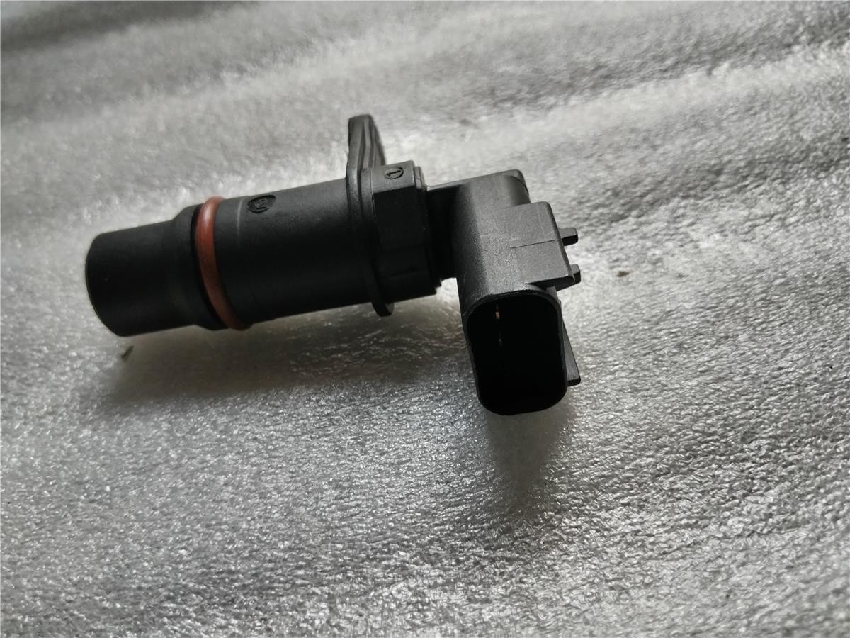 Factory direct sale original 6261-81-2903 SENSOR SPEED for PC70-8 PC200-8 Camshaft Excavator Machine