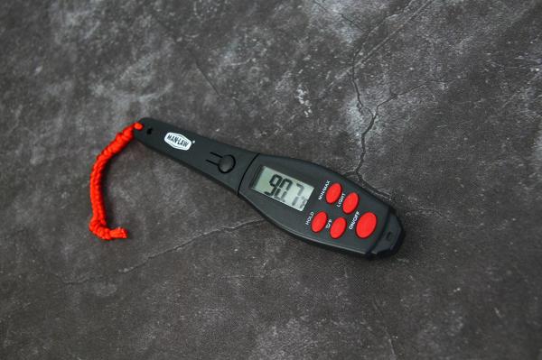 Portable IPX4 Instant Read BBQ Thermometer , Digital Meat Thermometer With