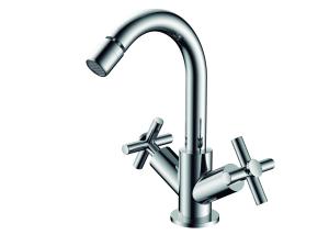 China Double Handle Bidet Mixer Taps Chrome Finish Brass Sink Mixer Tap factory