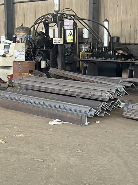 Hot Rolled Galvanized Steel Lintels Perfect For Sturdy Residential / Commercial