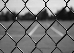 China Zinc coated Hot dipped galvanized gi mesh manufacture Chain Link Fence factory