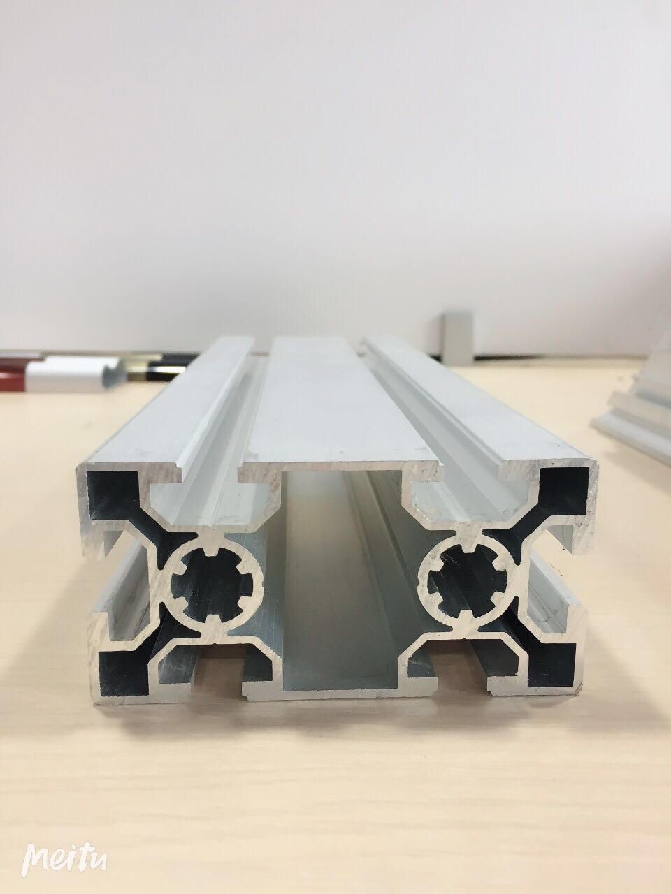 Mill Finish Industrial Aluminum Profile Aluminum Alloy 2040 2020 2060 2080