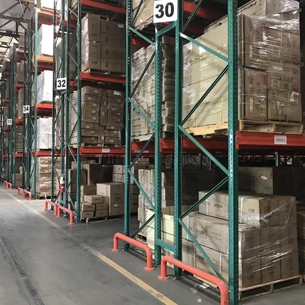 Custom Heavy Duty Warehouse Storage Racks Cold Room American Teardrop Standard