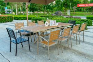 China 11 Pieces Outdoor Patio Furniture Plastic Wood Expandable Aluminum Garden Table And 8 Chairs factory