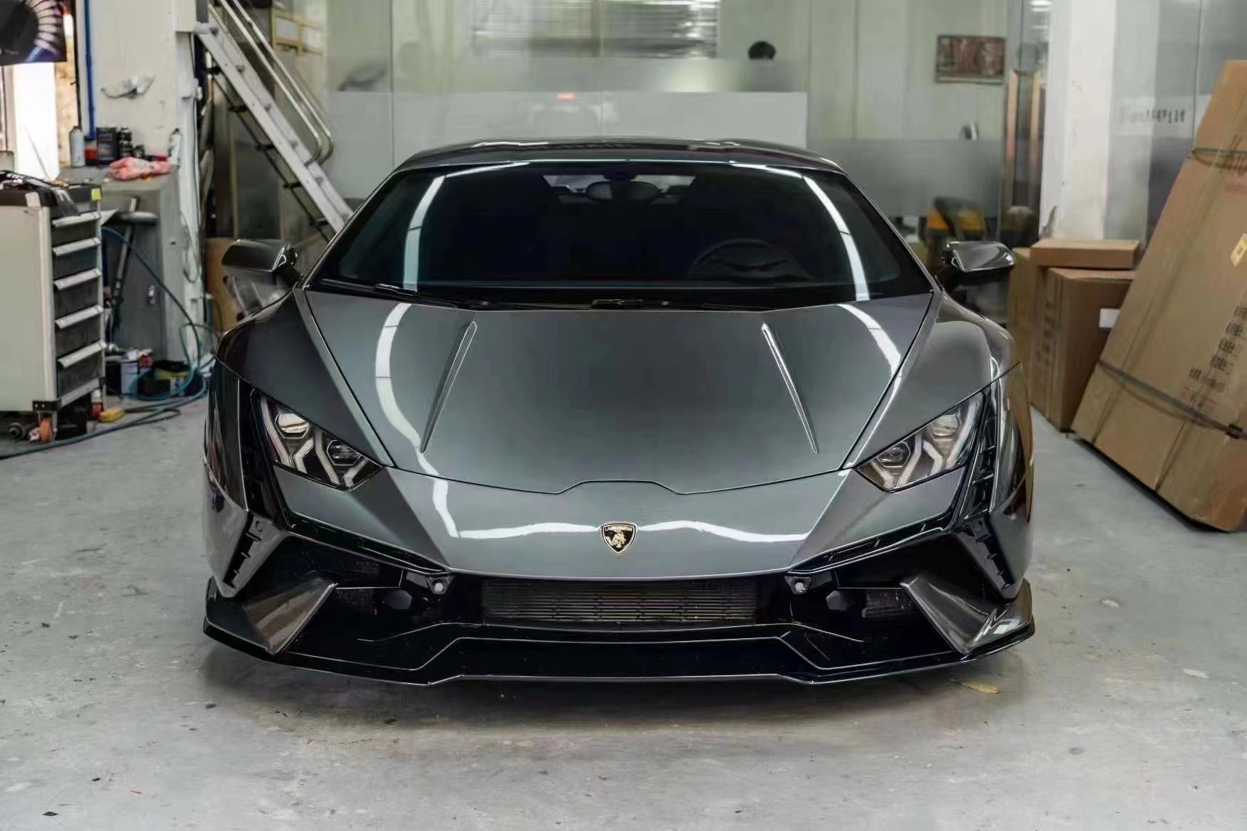 For Lamborghini LP580 LP610 EVO Carbon Fiber Body Kit LP580 LP610 EVO Upgraded TecNIA-style Front Bumper Body Kit