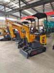 0.6 Ton 0.8 Ton Mini Crawler Excavator Small Micro Digger 12 Month Warranty