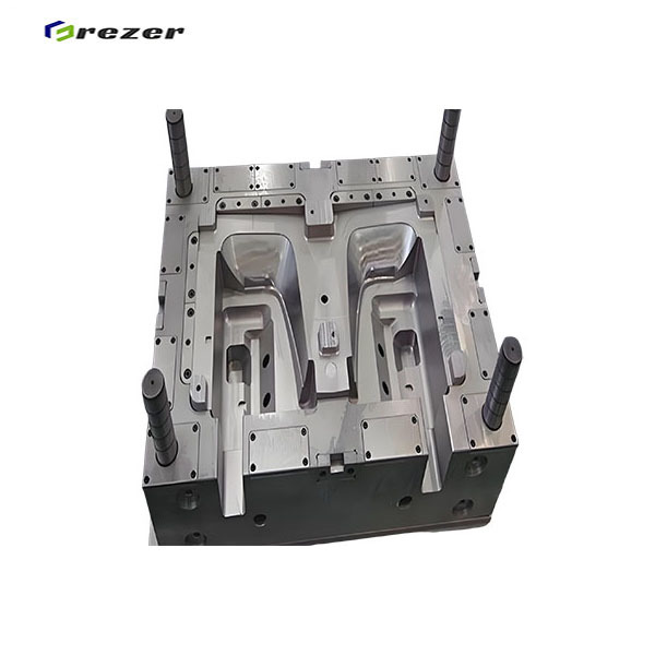 China Dievar Steel Aluminum Die Casting Mold with 45000-100000 Diecasing Times and High Precision for Agricultural Machinery Parts factory