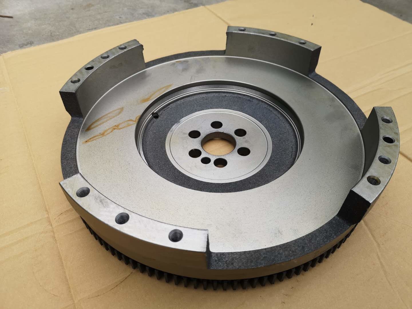 6BD1 6BG1 ISUZU Flywheel 1123311643 Suit 350mm Clutch In Trucks And Buses