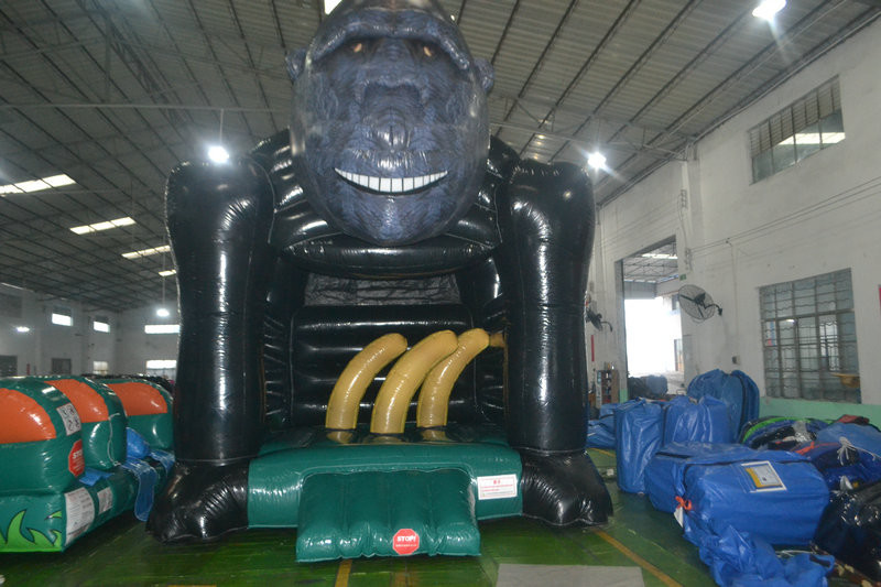 PVC Tarpaulin Inflatable Gorilla Themed Bouncer House