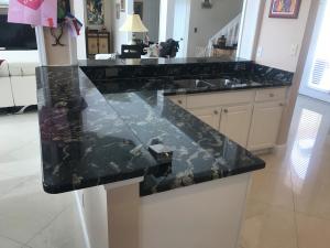 China Commercial kitchen remodelling Customized engineering Quartz Stone Countertops factory