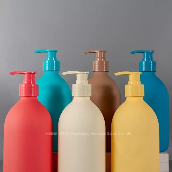 China Brown Plastic Reusable Shampoo Containers Empty 500ml With Press Pump factory