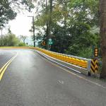 Hot Dipped Galvanized Ss400 Steel Crash Roller Guardrail with EVA Rolling