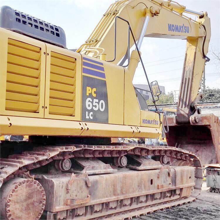 Good Condition Komatsu Excavator 650 PC650 Used for Mining Original Hydraulic Valve