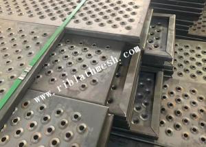 China 1m Length Perforated Metal Mesh Sheet Fish Scale Hole Anti Skid Walkway factory