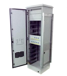 China Lithium Iron Battery IP55 Outdoor Cabinet 240V AC Heater With 10 Pieces Battery Modules factory