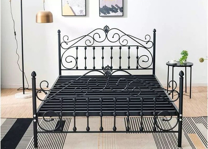 Home Modern 0.6mm Small Double Metal Bed Frame