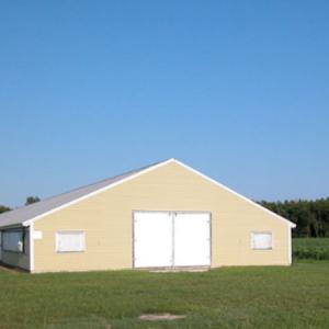 China Safety Lightweight Steel Frame Chicken Coop Customized For Poultry Farming factory