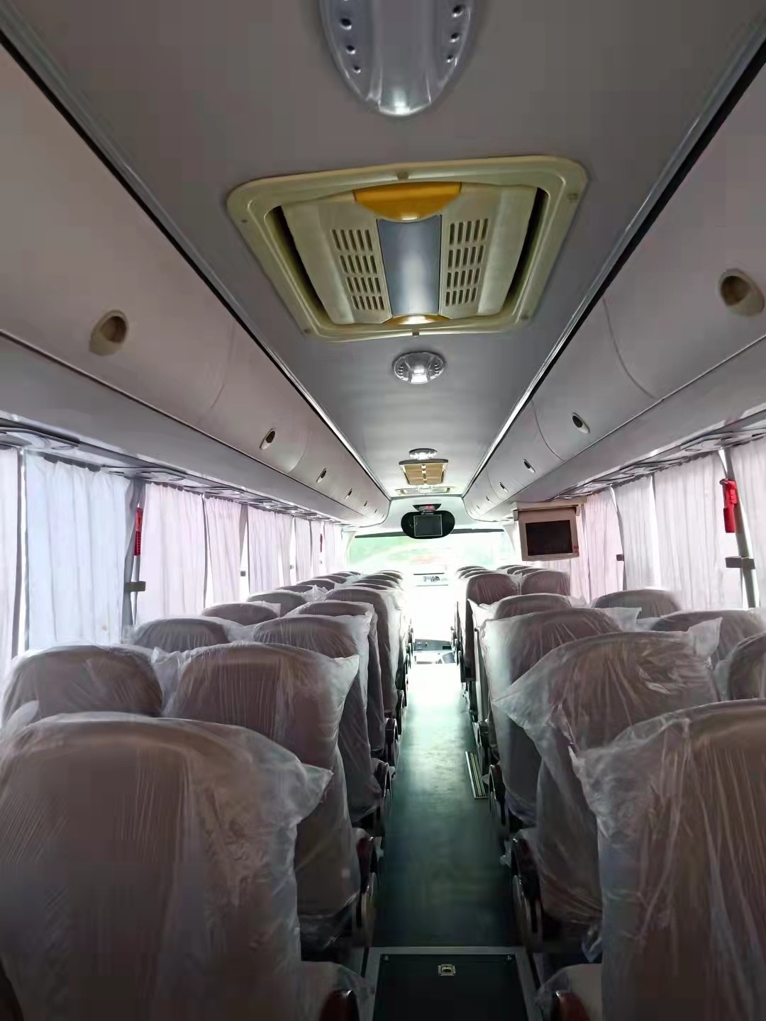 Used Coach Bus Kinglong Brand 51 Seats LHD Rear Engine EURO III